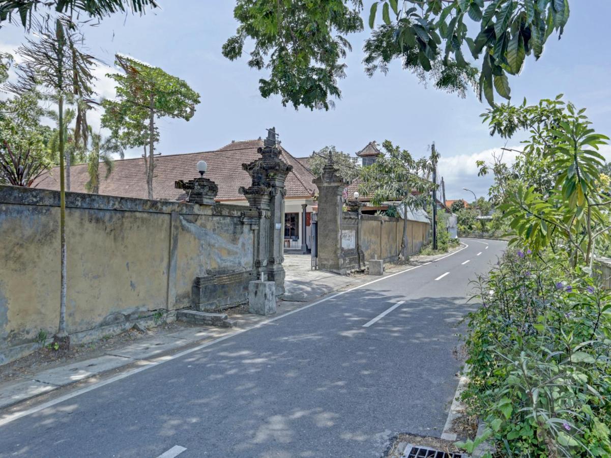 Oyo 90638 Pondok Idas Hotell Legian Eksteriør bilde