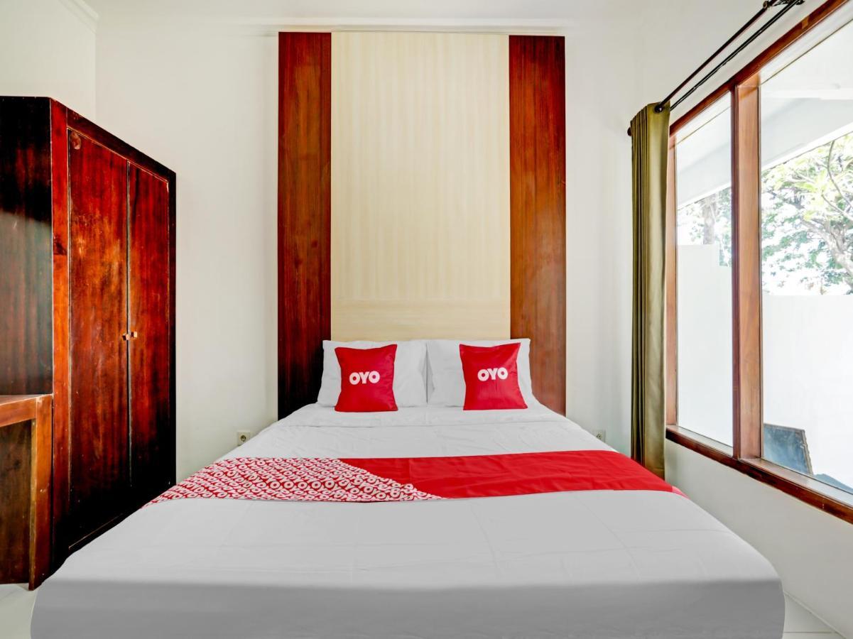 Oyo 90638 Pondok Idas Hotell Legian Eksteriør bilde